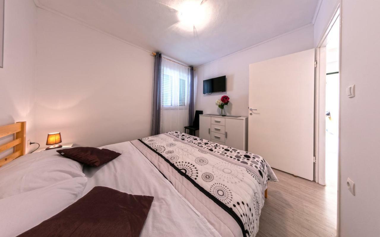 Apartment Nino Skradin Eksteriør bilde